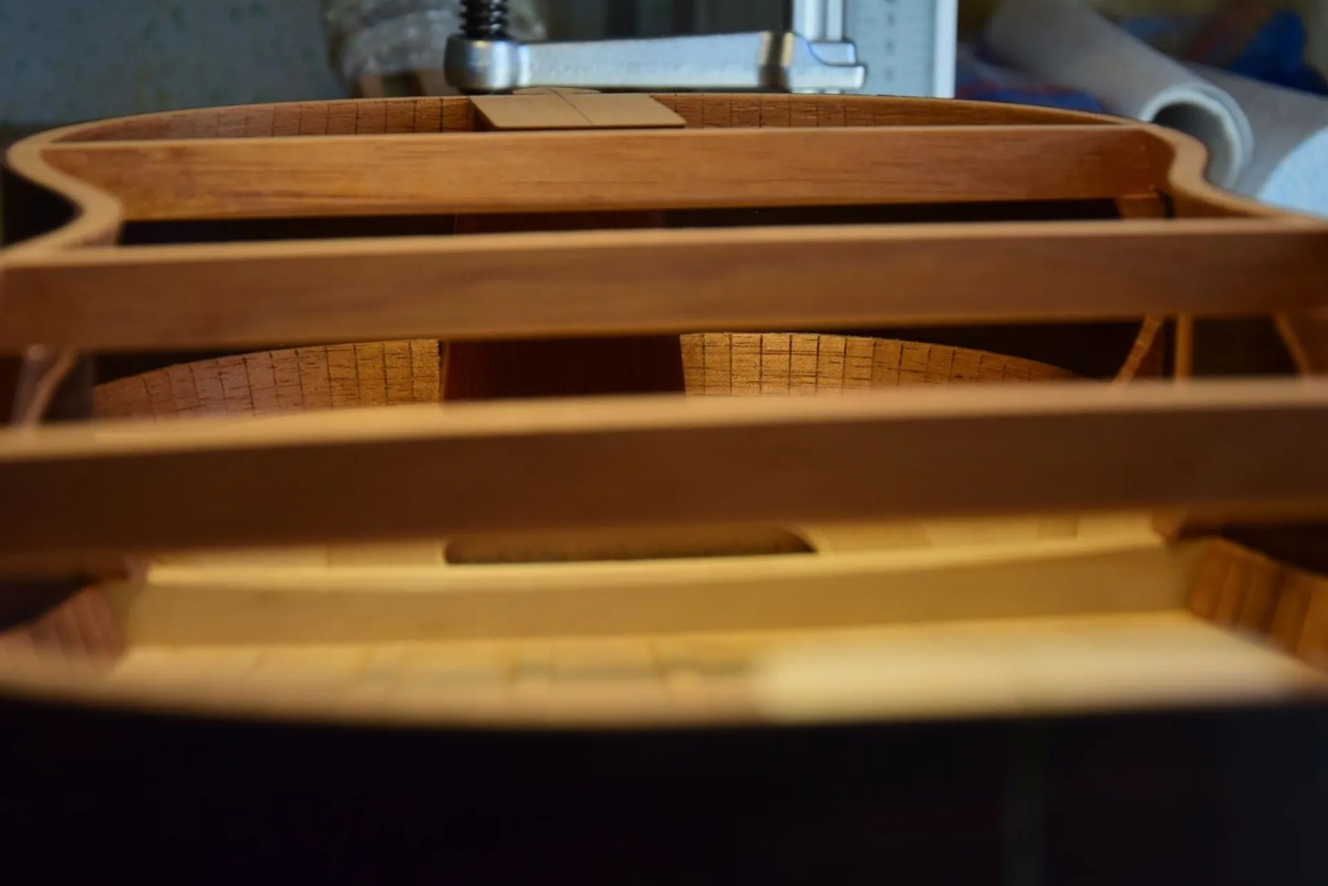 Interior bracing — transverse bars and fan bracing