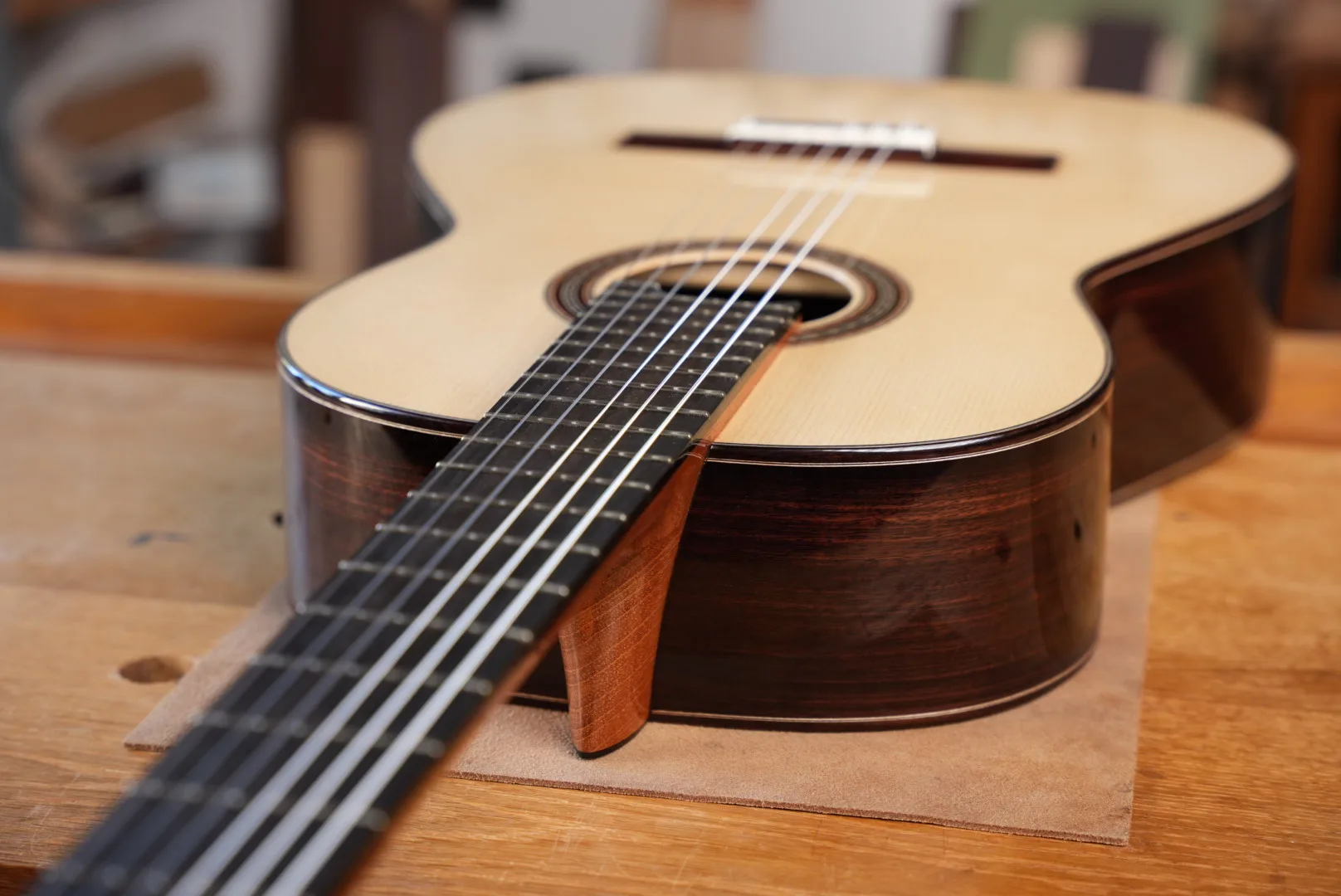 N°69 — photo 4 of 8