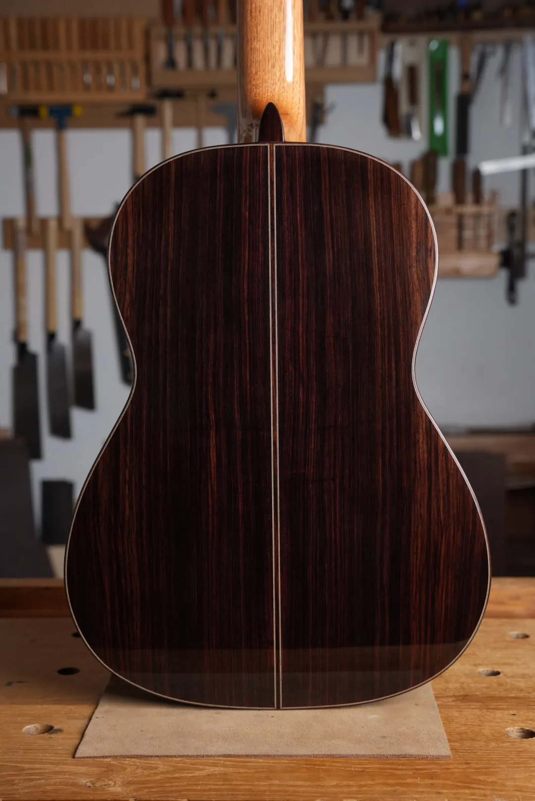 N°69 — photo 2 of 8